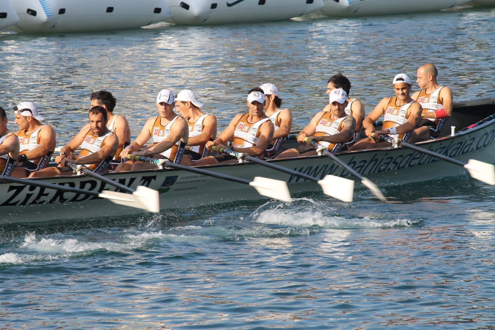 Fotografía propiedad de: Joxemari Olasagasti Arruti Foto de la regata