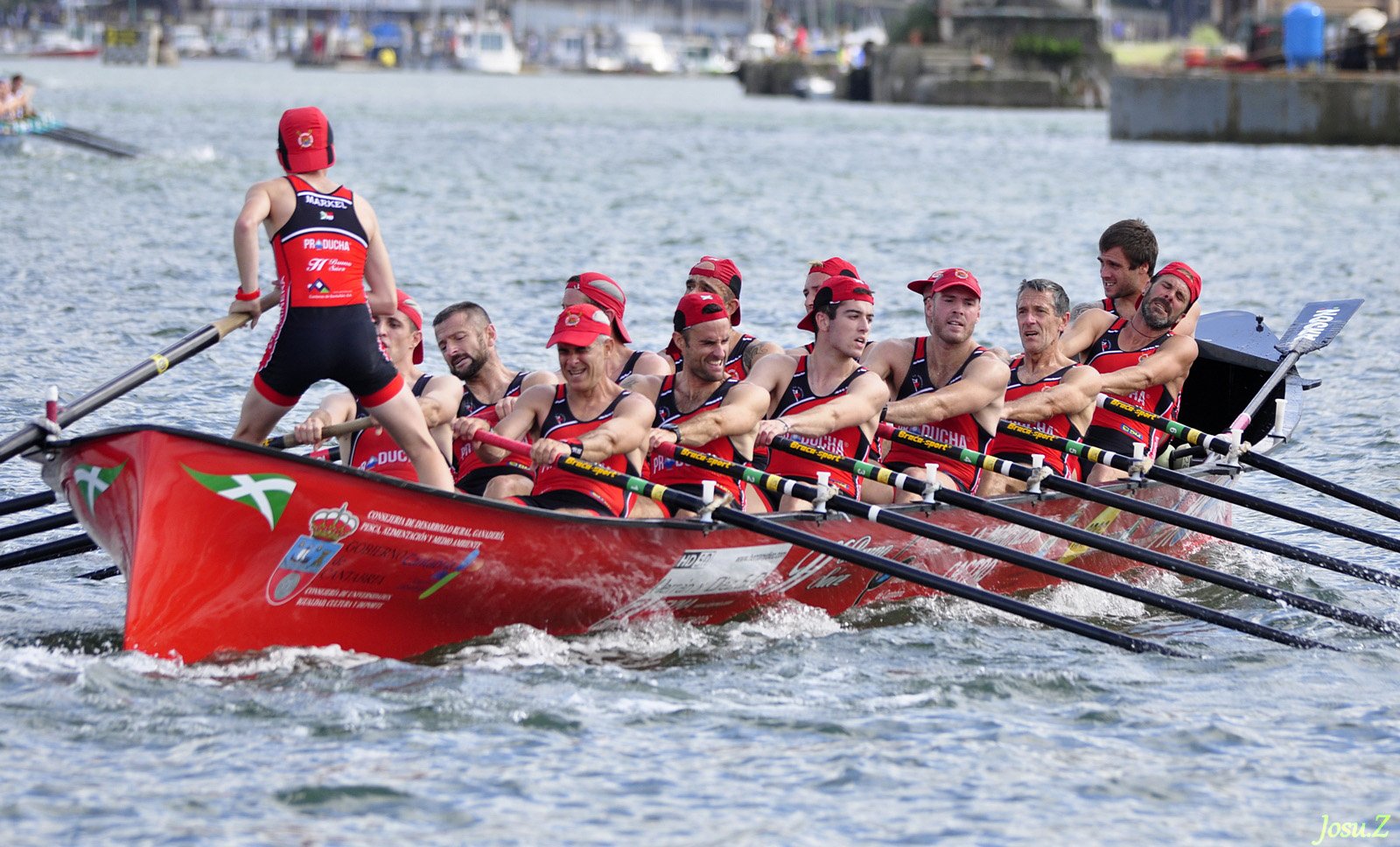 Fotografía propiedad de: Josu Zelaiaran Foto de la regata