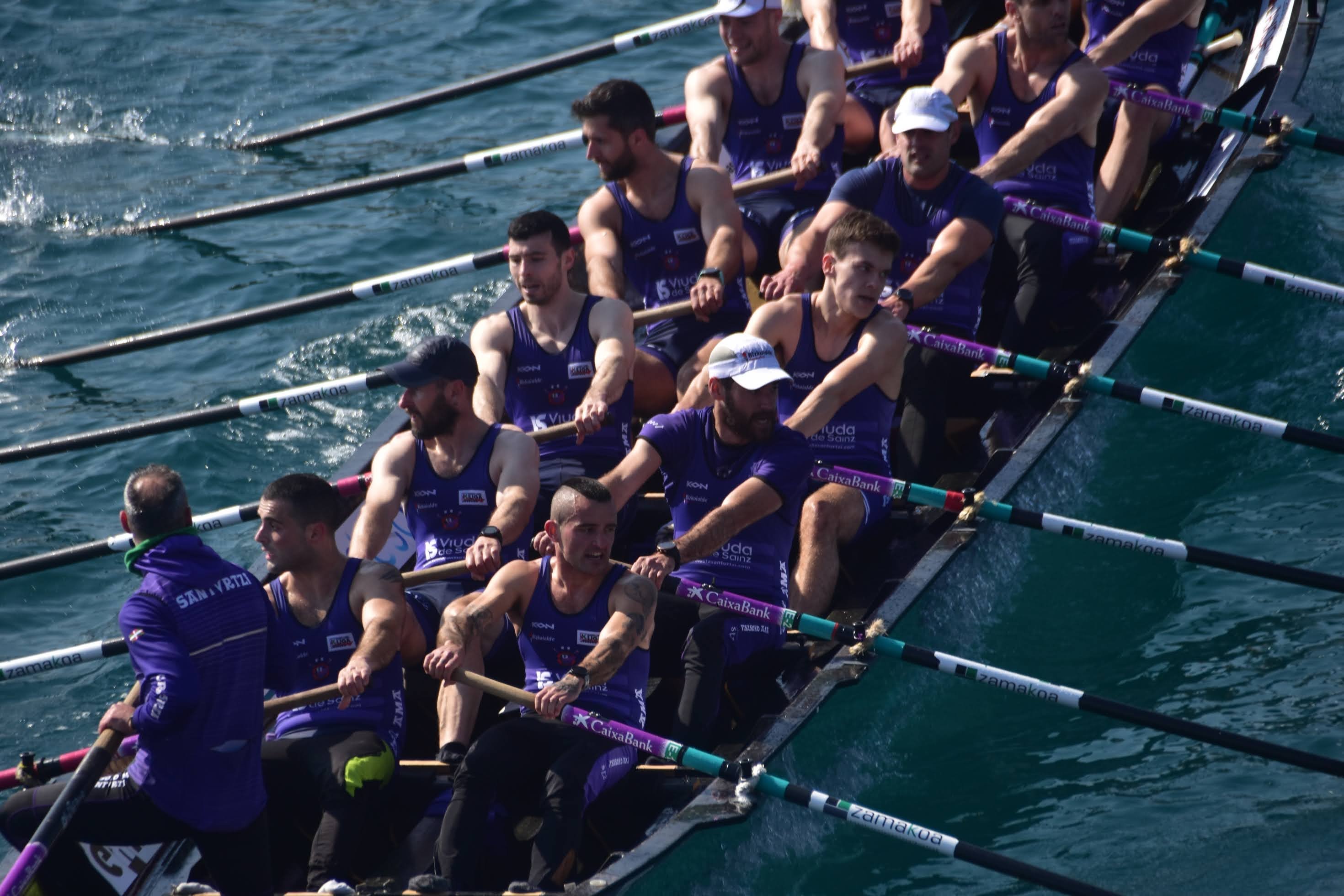 Fotografía propiedad de: Bermeo Arraun Argazkiak Foto de la regata